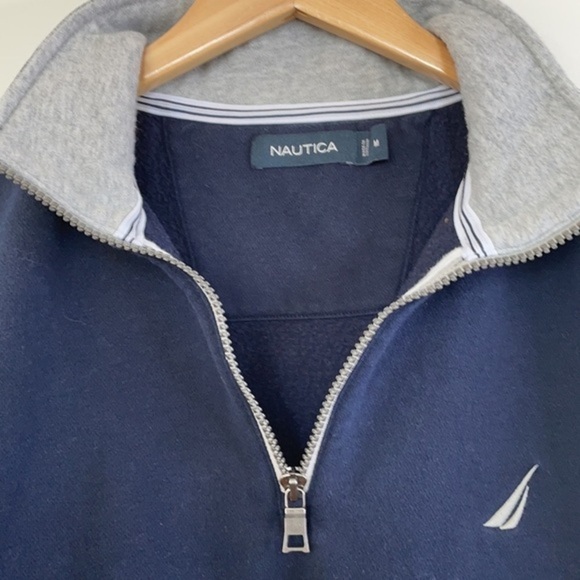 NAUTICA | NAUTICA MEN’S BLUE & GRAY SIZE MEDIUM COLLARED SWEATSHIRT - Picture 4 of 8